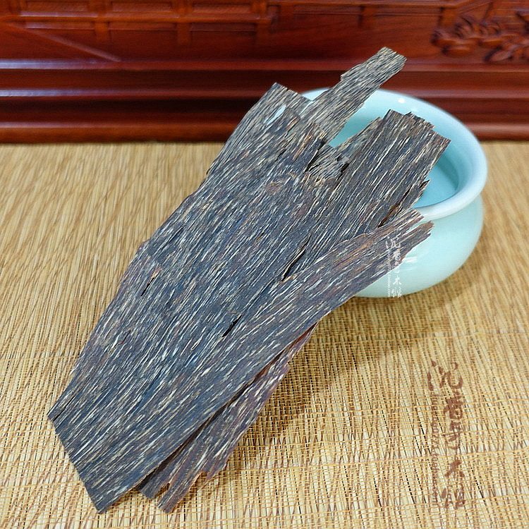 越南芽庄奇楠种满油沉水级沉香原木插烟片丝抽烟条泡茶酒煮水薰香