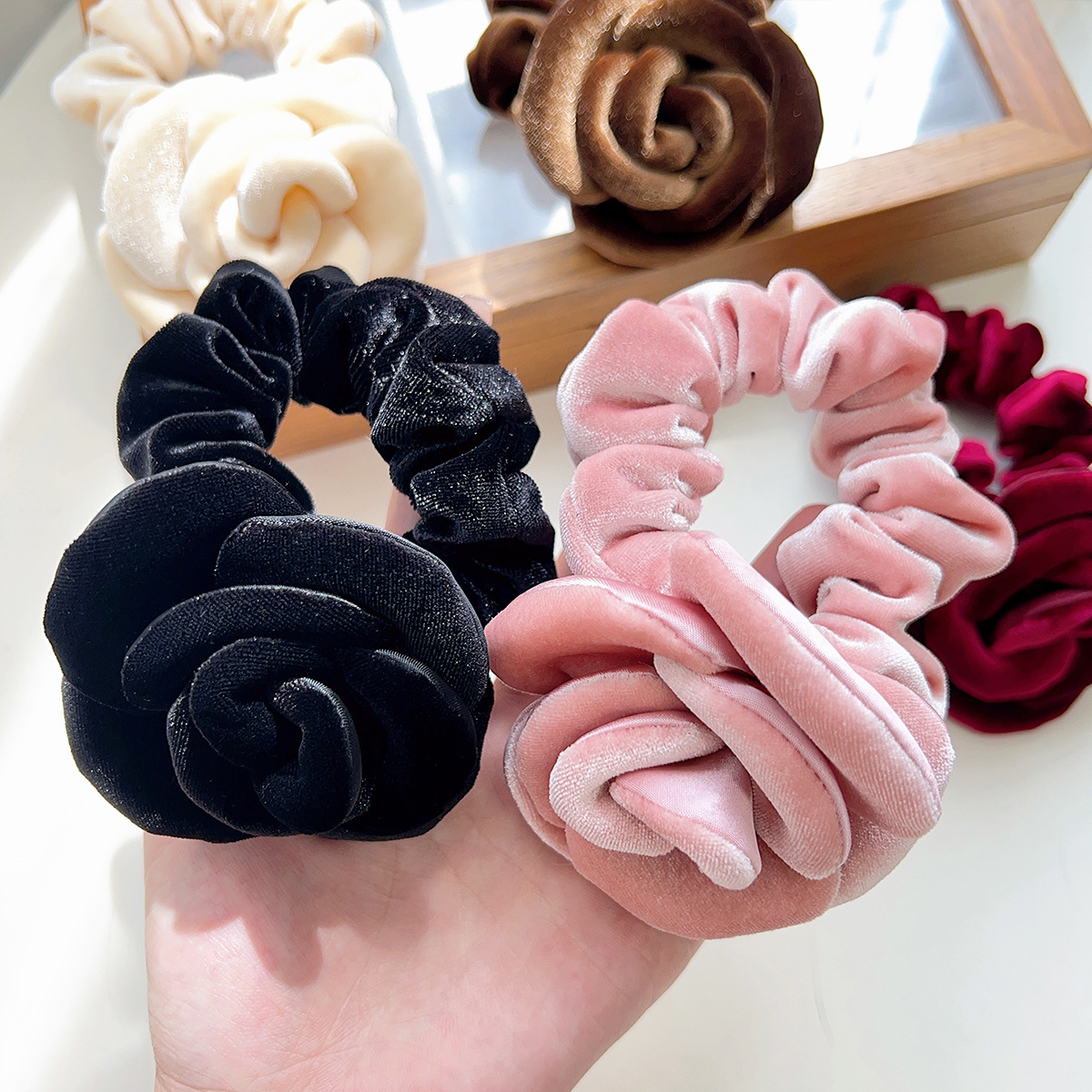 2025新品巴黎同款气质丝绒玫瑰