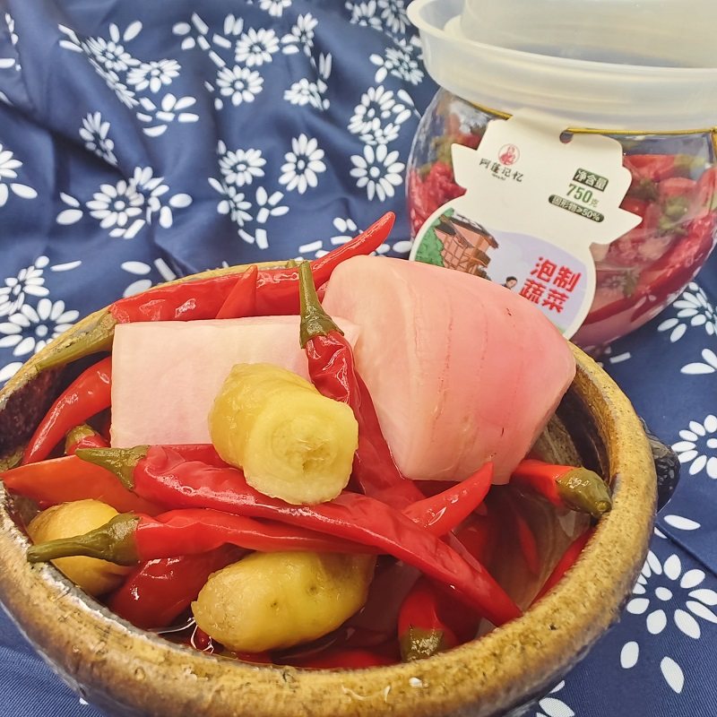 重庆四川老坛泡菜红泡椒二荆条泡姜泡萝卜海椒组合酸菜750g坛装,水产肉类/新鲜蔬果/熟食,腌制/榨菜/泡菜,淘宝优惠券,粉丝福利购,淘宝优惠卷