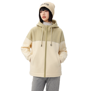 雪中飞2026春秋新款女士连帽摇粒绒外套保暖拼接亲肤青春休闲居家