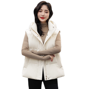 雪中飞2026春秋新款女式短款连帽马甲面包服设计年轻时尚百搭加厚