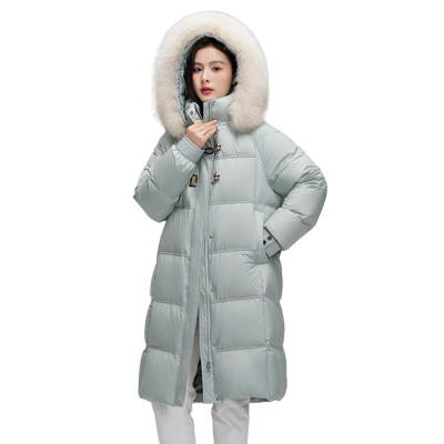 2023中长款羽绒服雪中飞