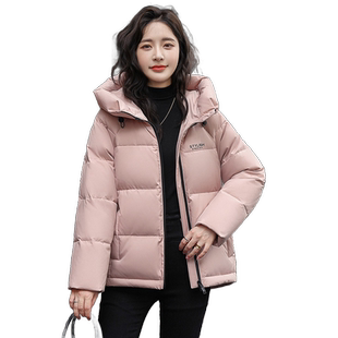 雪中飞2026秋冬新款女式短款连帽羽绒服休闲面包服简约舒适时尚