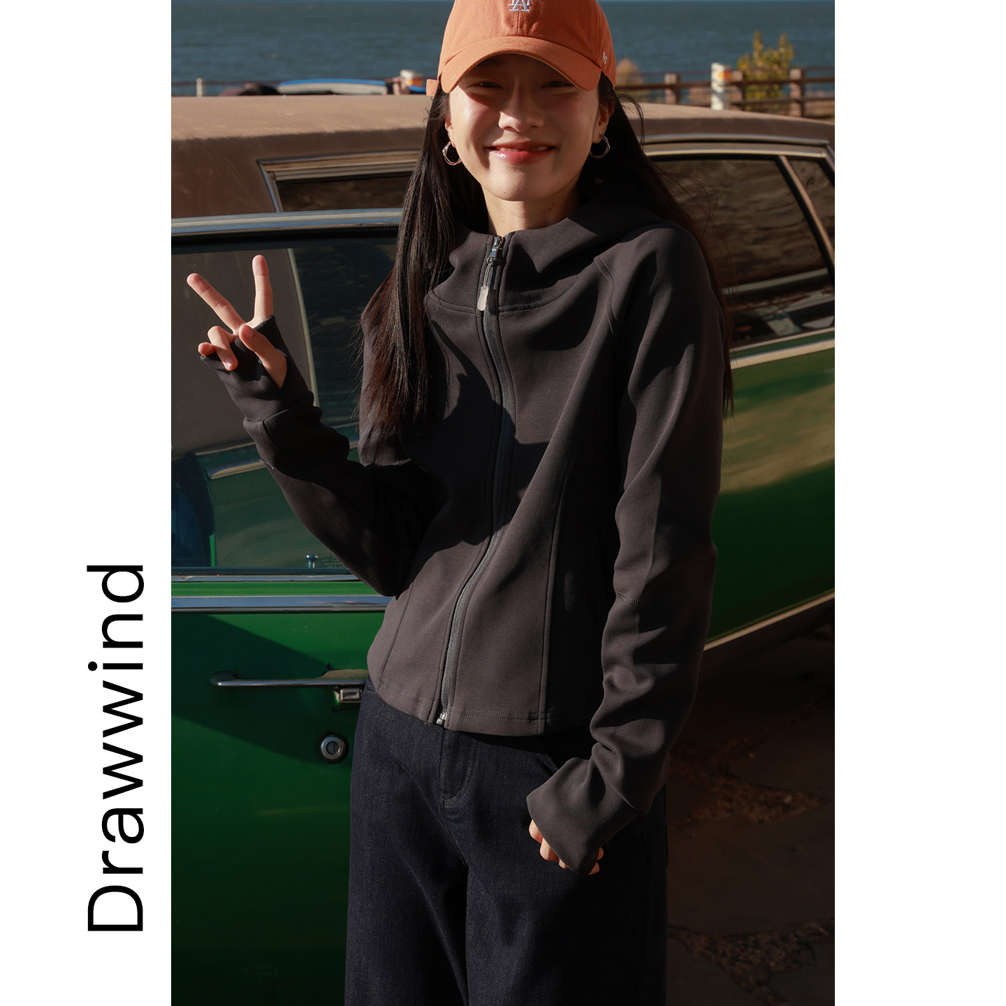 画风drawwind早春季连帽夹克女修身韩版拼接短款外套上衣2026新款