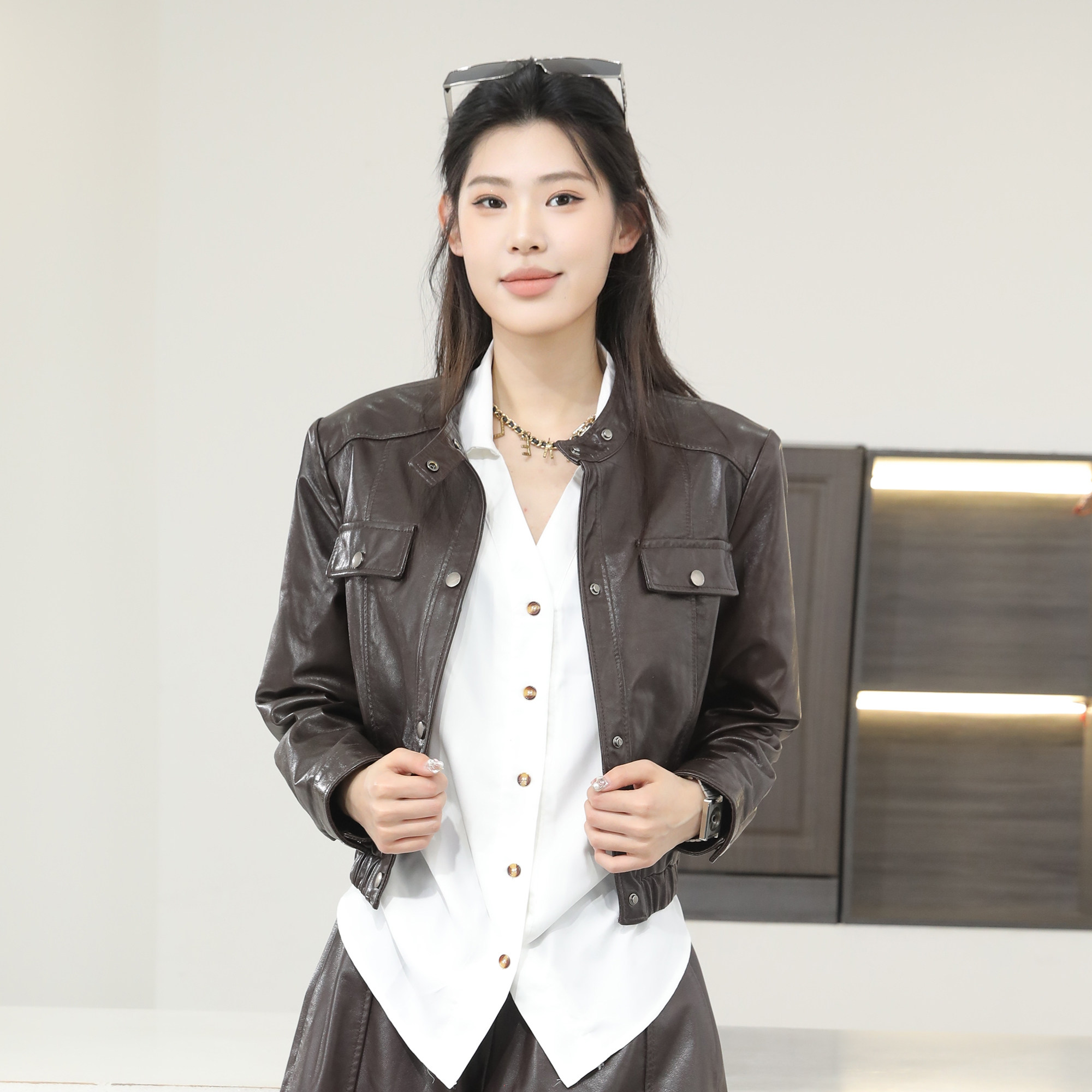 复古立领短款植鞣皮机车皮衣女