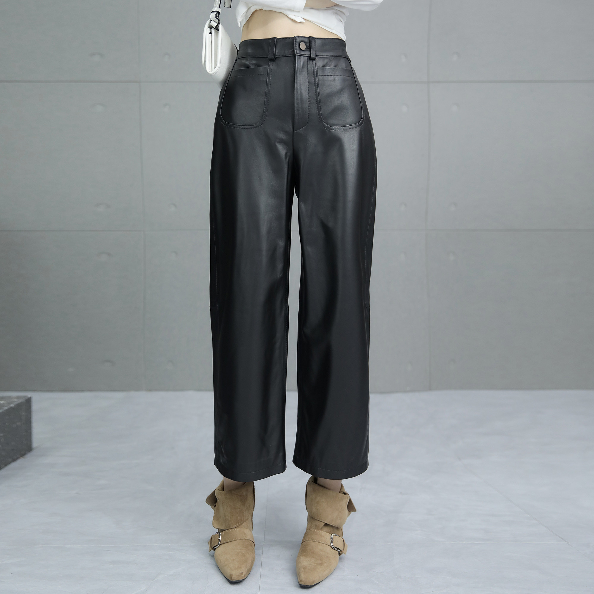 烟筒裤女2025秋季新款绵羊皮黑色皮裤直筒九分裤真皮小个子阔腿裤