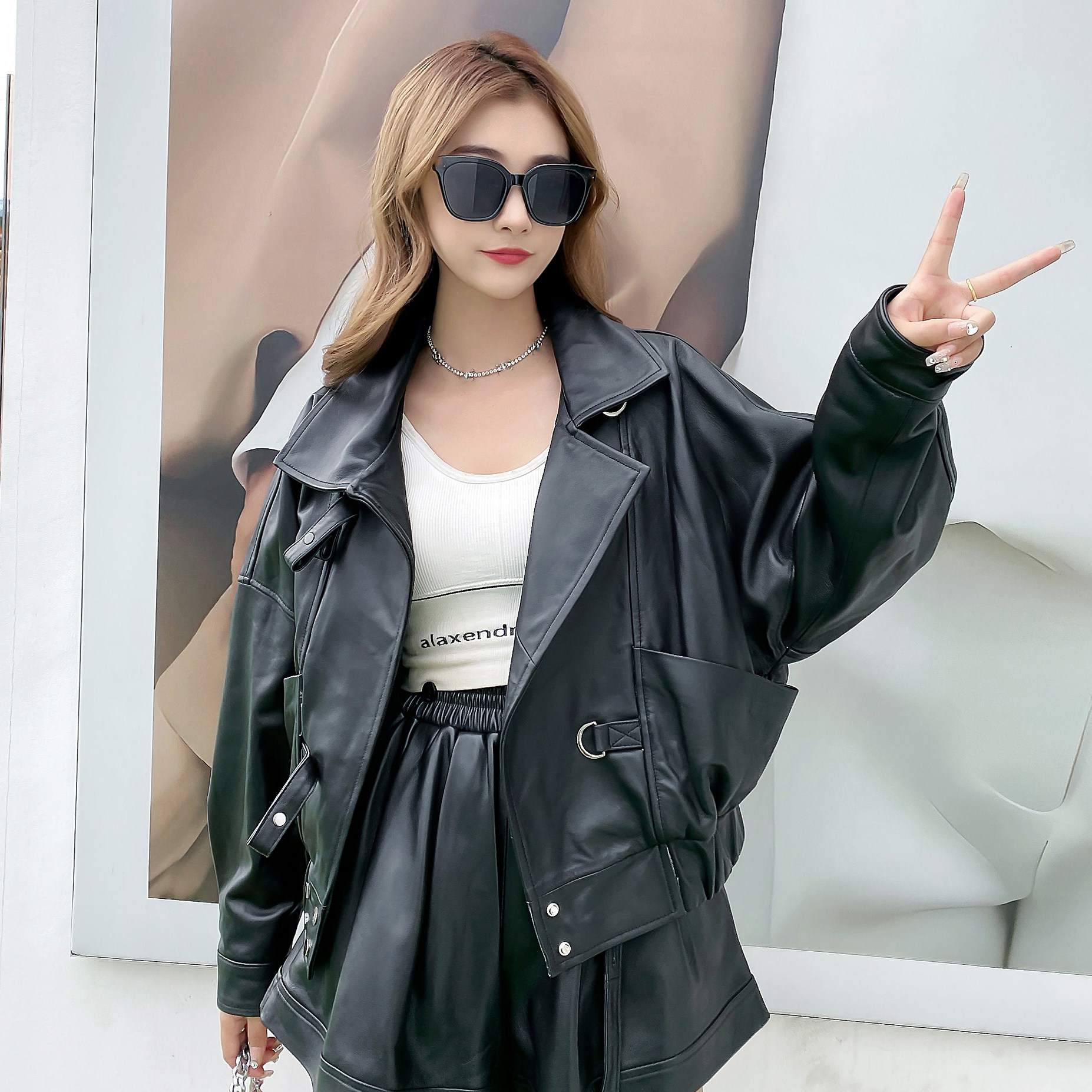 韩版皮衣女2025年秋季新款真皮立领长袖上衣绵羊皮黑色宽松短外套