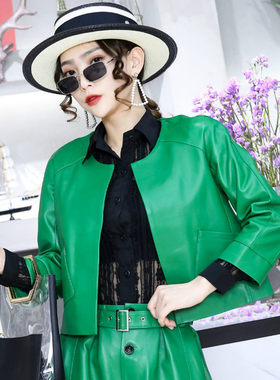 短外套女2025年秋季新款绵羊皮短款皮衣真皮果绿色上衣圆领皮夹克