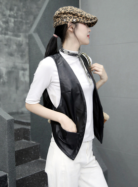 真皮马甲女短款2025秋季新款绵羊皮黑色修身外搭小坎上衣开衫外套