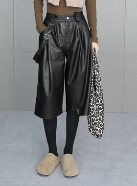 真皮五分裤女2025年冬季新款黑色油蜡皮休闲中裤松紧腰显瘦直筒裤