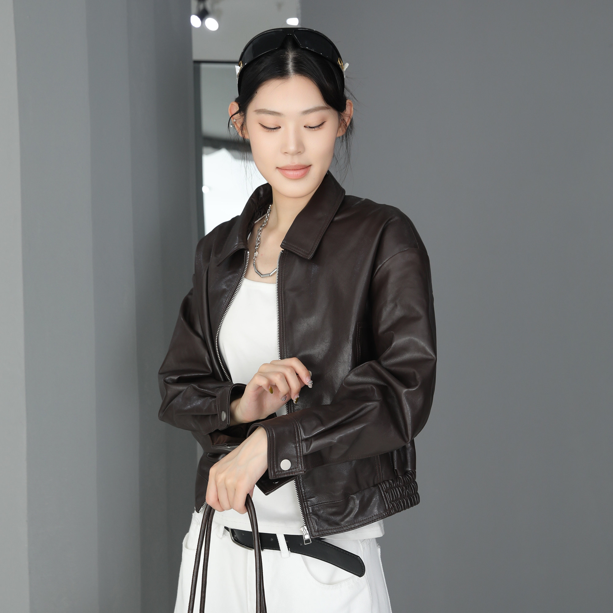 秋季短款油蜡皮小个子皮衣女