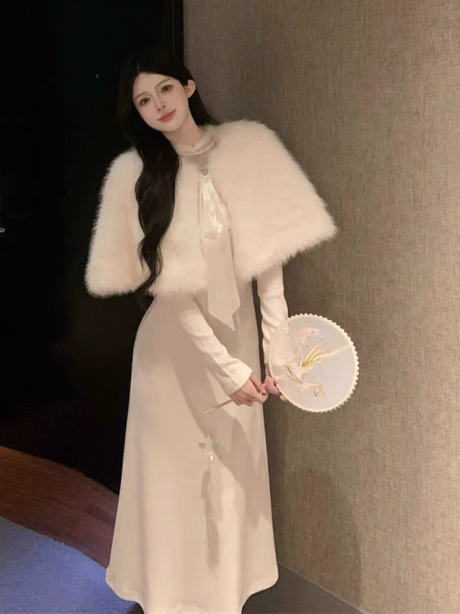 现货民国风仿皮草白色毛毛绒斗篷披肩女装外套配旗袍秋冬气质针织