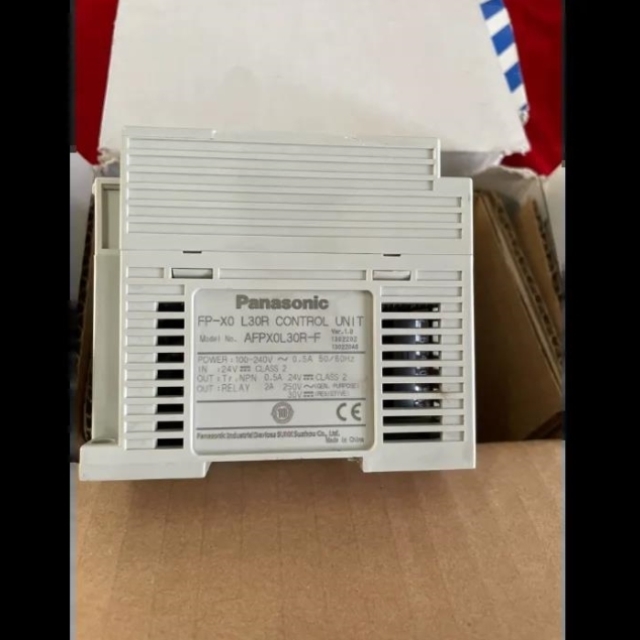 【议价】议价仓库库存PLCAFPX0L30R-F实物图2台