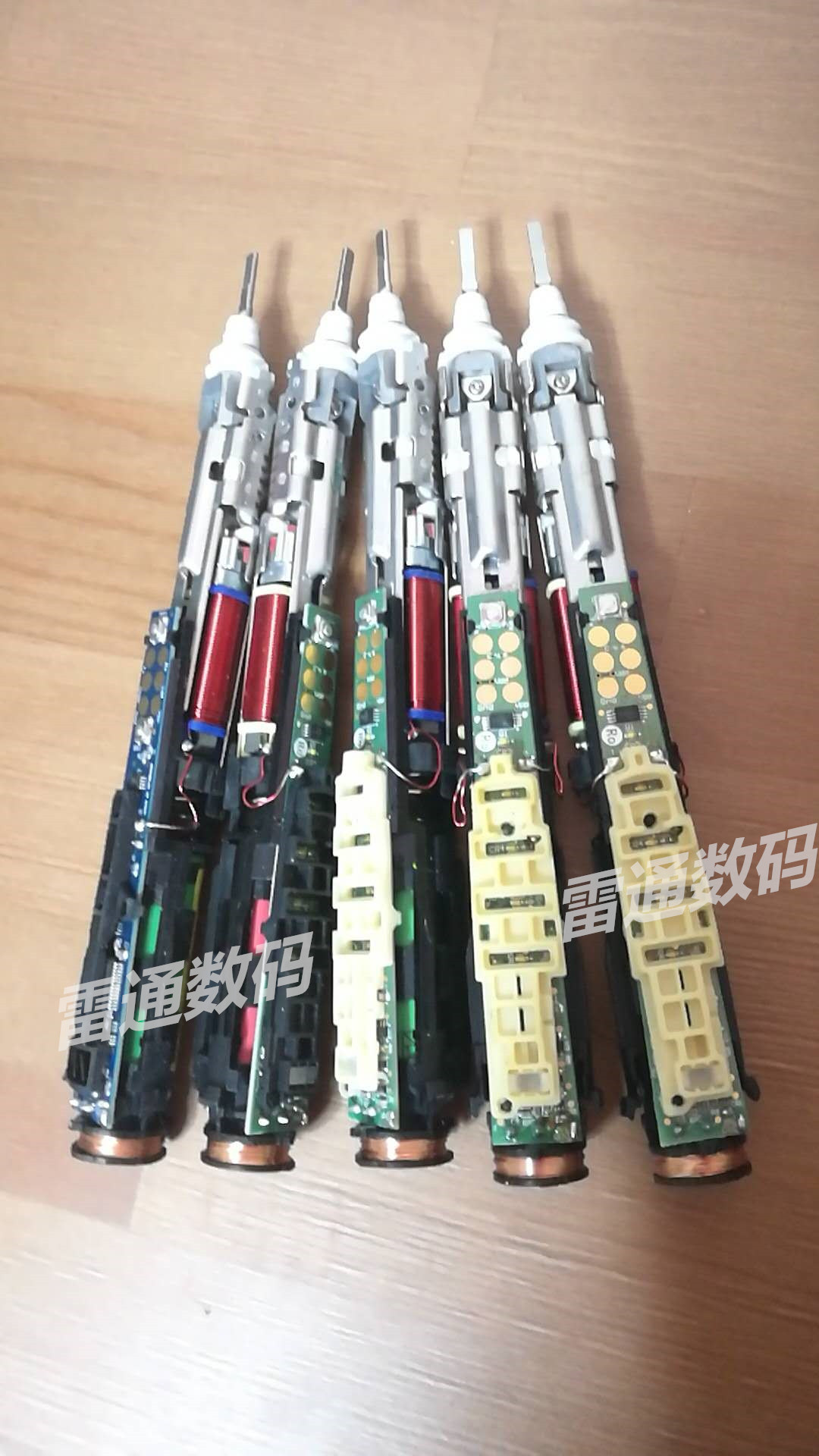 飞利浦声波电动牙刷各种维修配件专售主板防水圈金属帽电池底盖等