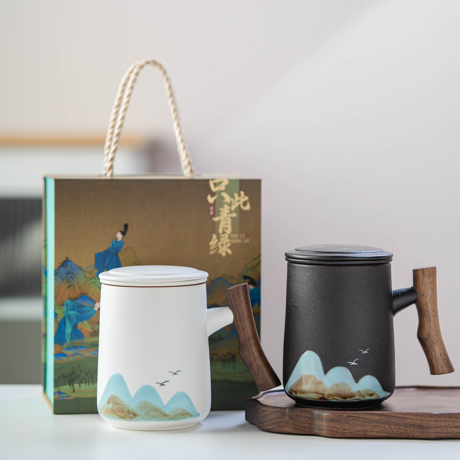 文创陶瓷带盖茶水分离马