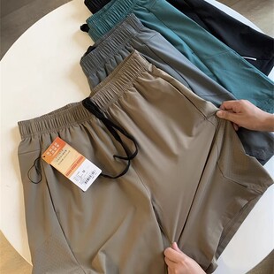 紫外线防护 轻薄透气 夏季男士直筒宽松弹性户外运动休闲速干短裤