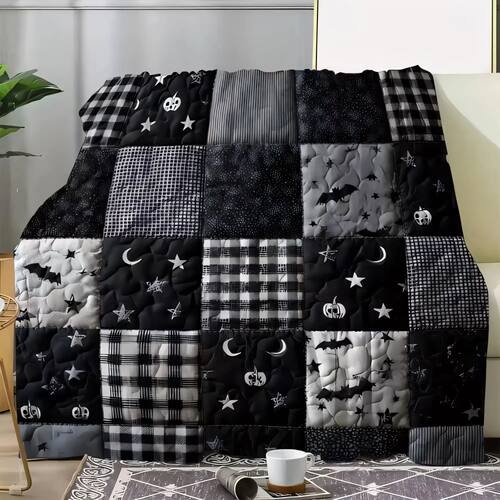 Halloween-Themed Black and White Patchwork Quilt Cozy Blanke
