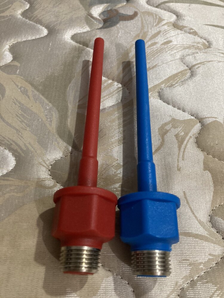 电热水器小厨宝红蓝色进出水管冷热防电墙塑料配件4分绝缘管