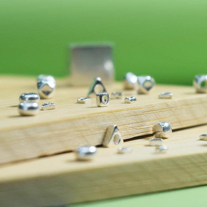 999足银几两碎银子算盘方糖简约几何三角四方形碎银子工具线散珠