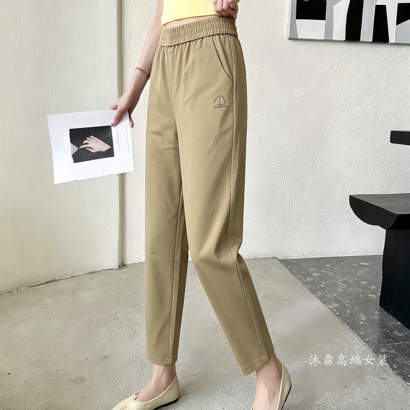雅姿赏色珊瑚花2026夏新宽松大码修身显瘦胖M休闲直筒女裤89016-1