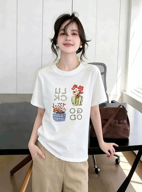 2026夏季新款简约字母时尚休闲短袖T恤女设计感圆领正肩港味上衣