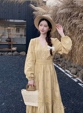 MOBAI默白【黄昏晓】法式复古V领刺绣花边显瘦收腰全棉长袖连衣裙