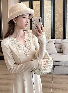 MOBAI自制【奶香织物】温婉V领蕾丝针织连衣裙秋冬显瘦内搭长裙女