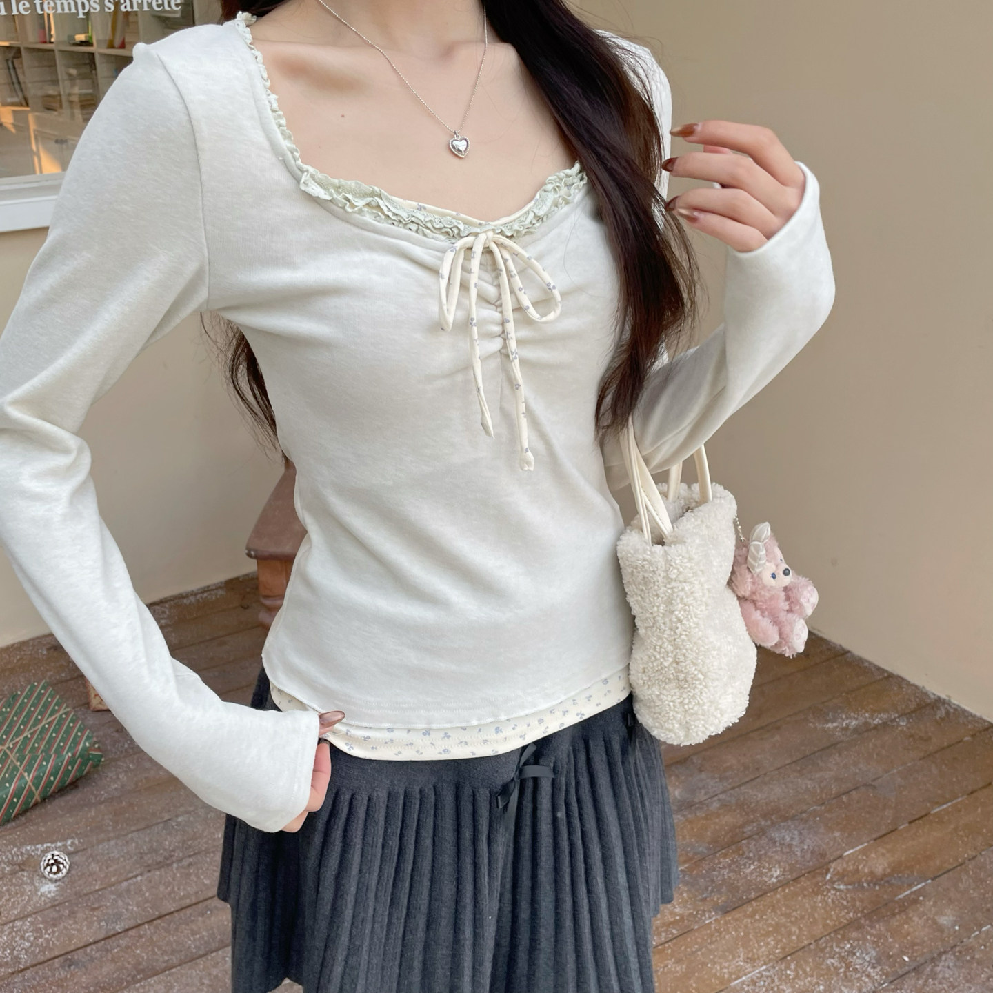 MOBAI默白 温柔纯欲风针织打底衫女秋冬修身显瘦花边领内搭上衣,女装/女士精品,毛针织衫,淘宝优惠券,粉丝福利购,淘宝优惠卷