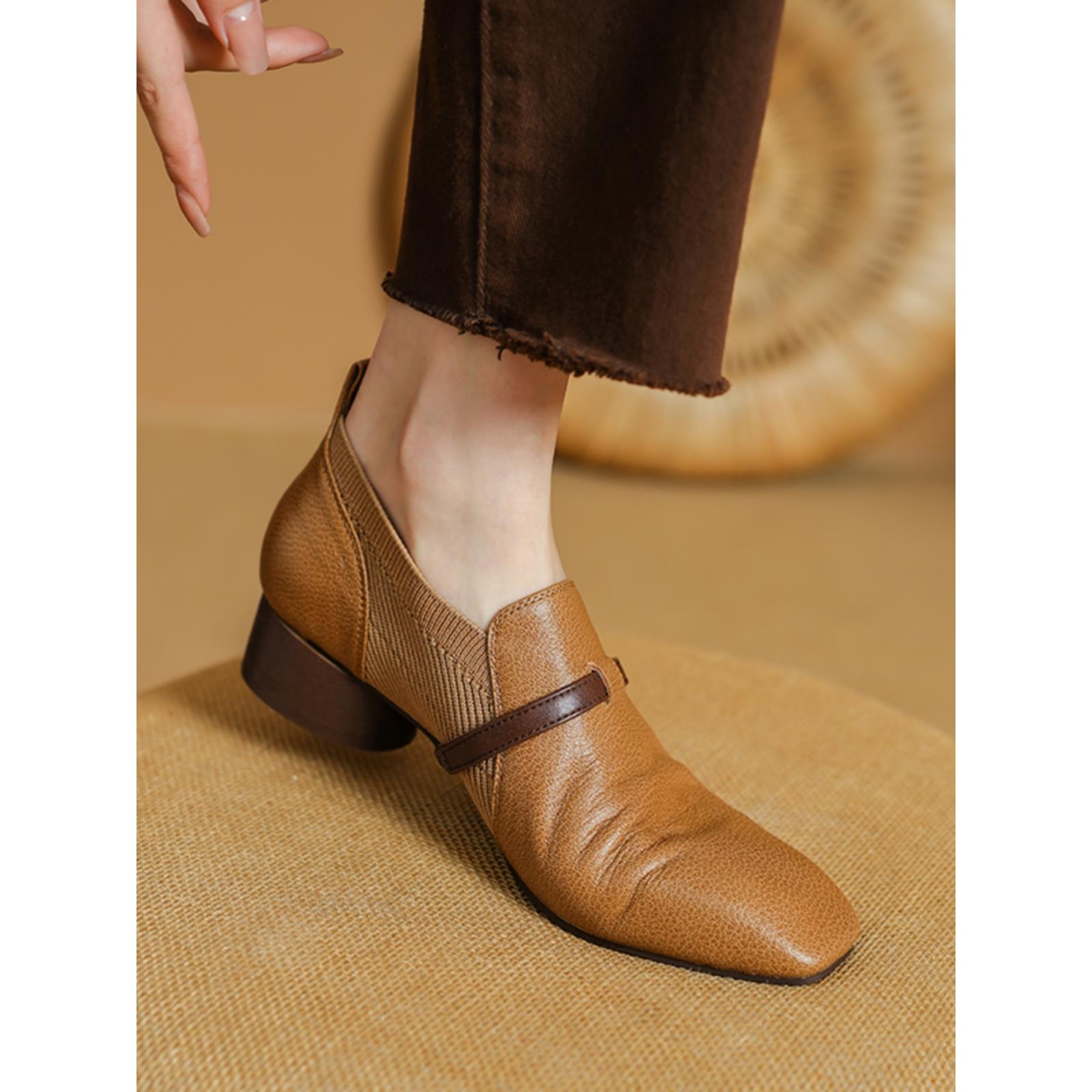 巨柔软真皮针织中跟单鞋女2025新款春秋复古软皮软底深口小皮鞋