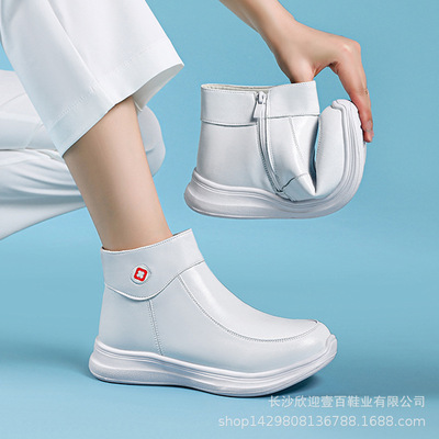 护士鞋女冬季加绒软底舒适不累脚棉鞋医护专用加厚平底短靴