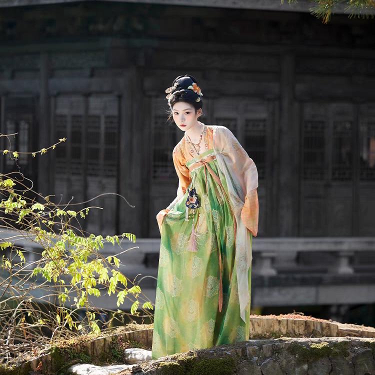 七月夕汉服女国色芳华联名浮翠流丹一片式齐胸裙短衫改良唐制春夏