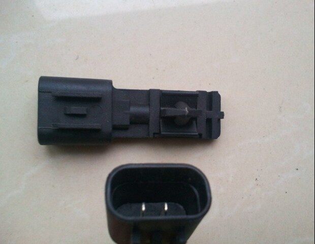 奇瑞a3/a5/v5/东方之子/x5/风云2空调室外温度传感器