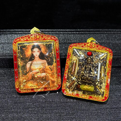 泰国佛牌阿赞鲨湾吉祥天女姐姐牌