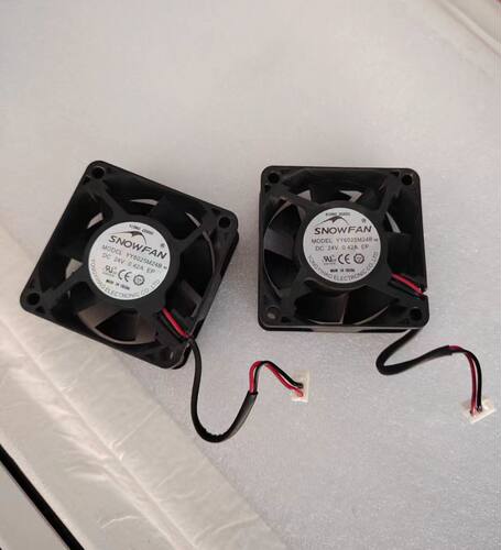 汇川变频器MD500T11GB，SNOWFAN散热风扇YY6025M24B，DC24V 0.42A