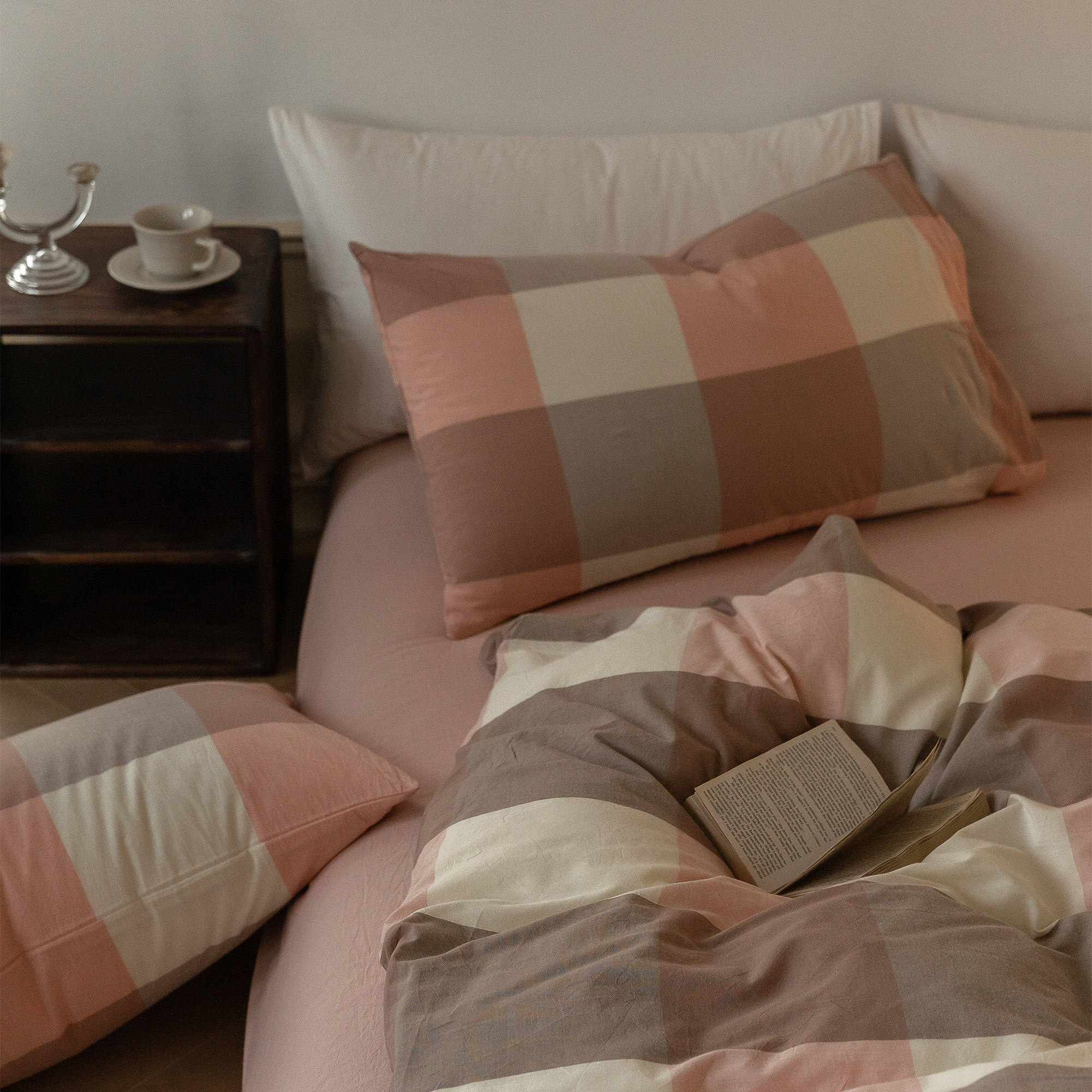 无印良品床上蜜粉格子四件套纯棉全棉100被套床单水洗棉床笠床品