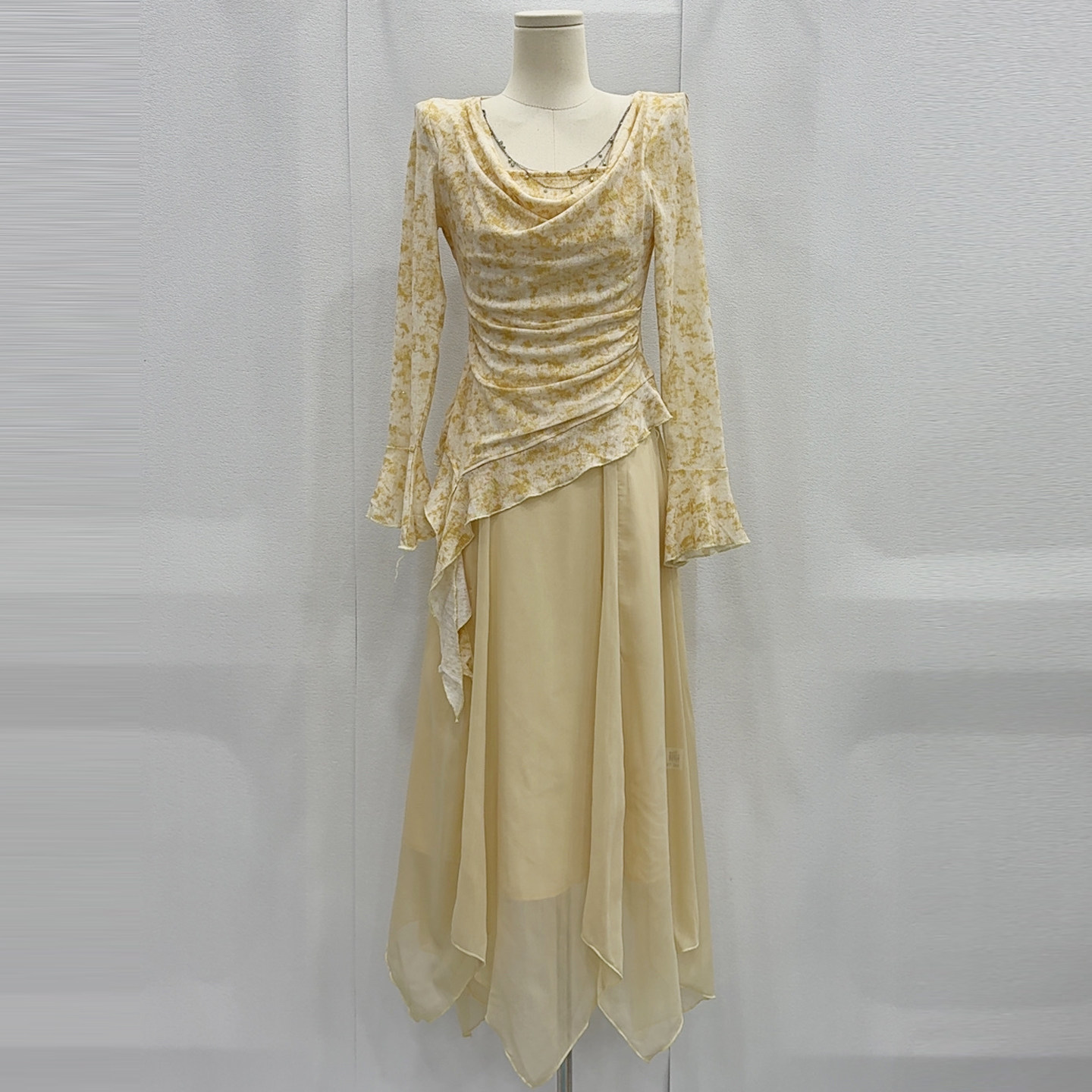 荡领上衣+不规则半身裙两件套夏法式气质显瘦轻熟风穿搭时尚套装