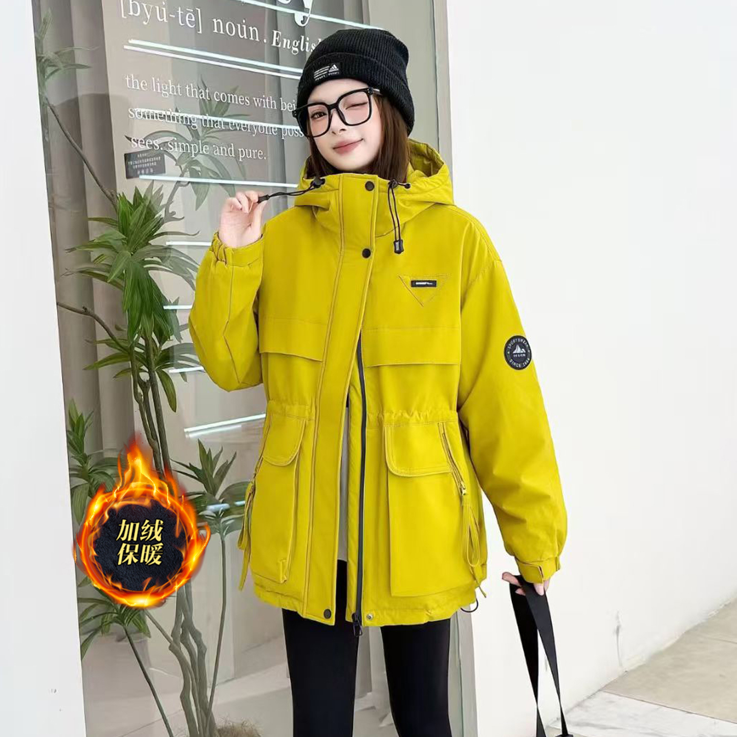 加绒连帽冲锋衣女宽松休闲派克服