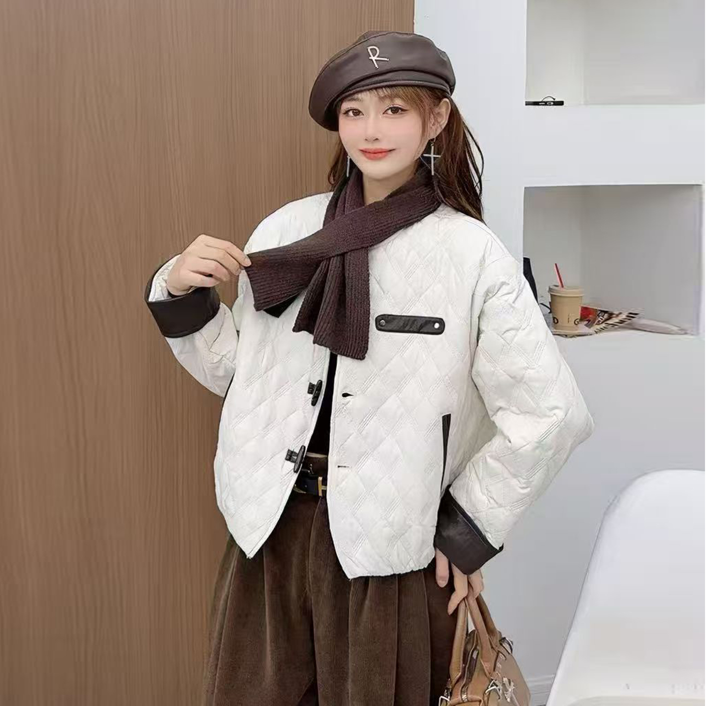 围巾菱形格夹棉外套女时尚棉服