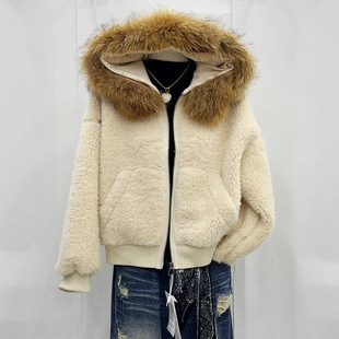 可拆卸真毛领连帽皮毛一体外套女冬季韩系时尚加厚仿羊驼绒毛毛衣