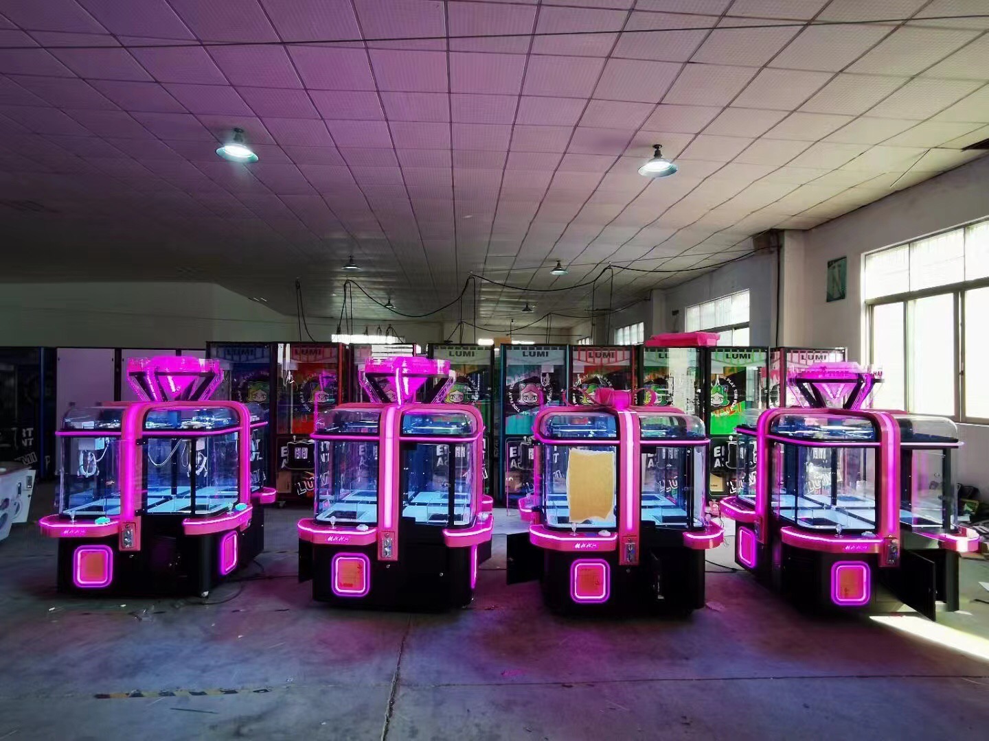 网红投币爱玩龙商用儿童四人精品抓娃娃机夹公仔定制大型游戏设备