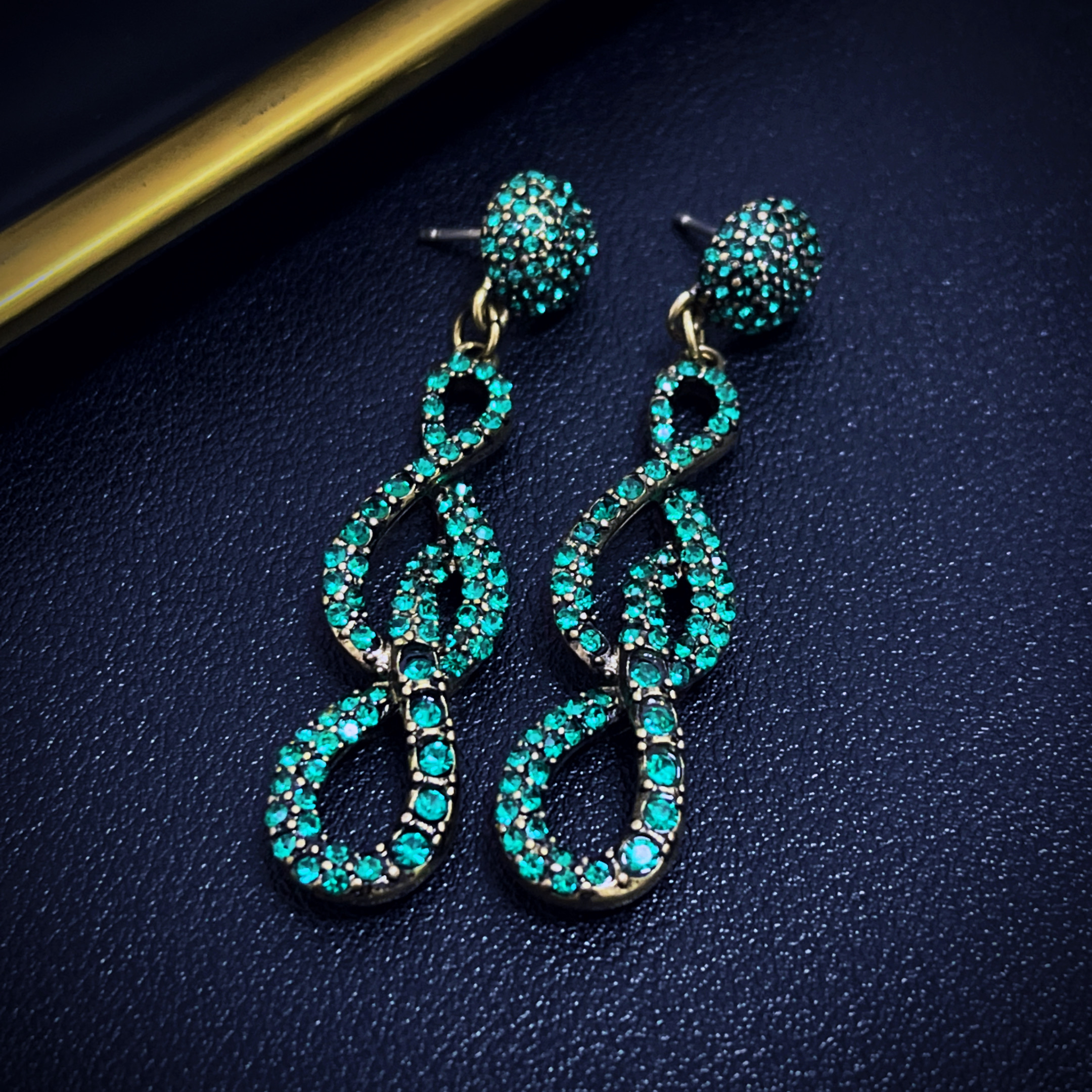 中古风复古风做旧款耳饰大女主即视感简约大气高贵长款设计感耳钉