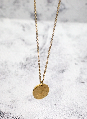 丘比特之箭圆牌金色百搭钛钢吊坠