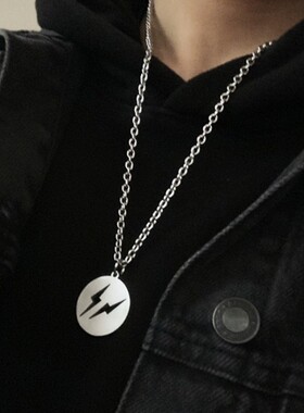 日韩风标志钛钢百搭学生礼物吊坠