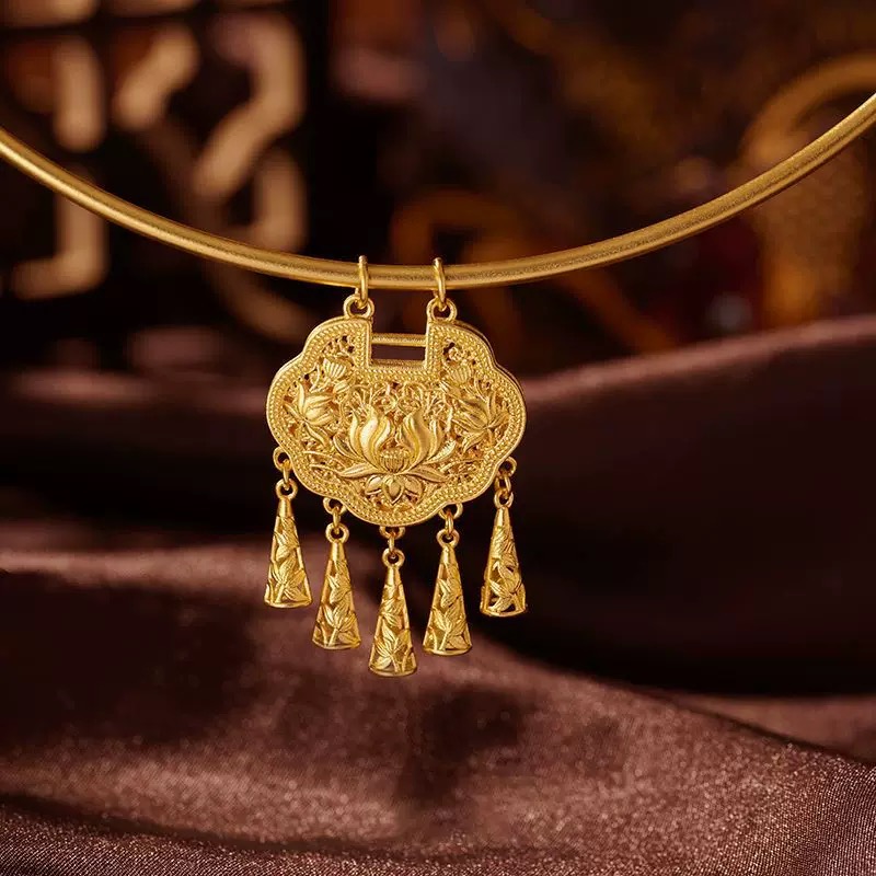 莲花锁包项圈真沙金假黄金色项链吊坠结婚璎珞花丝风铃流苏吊坠