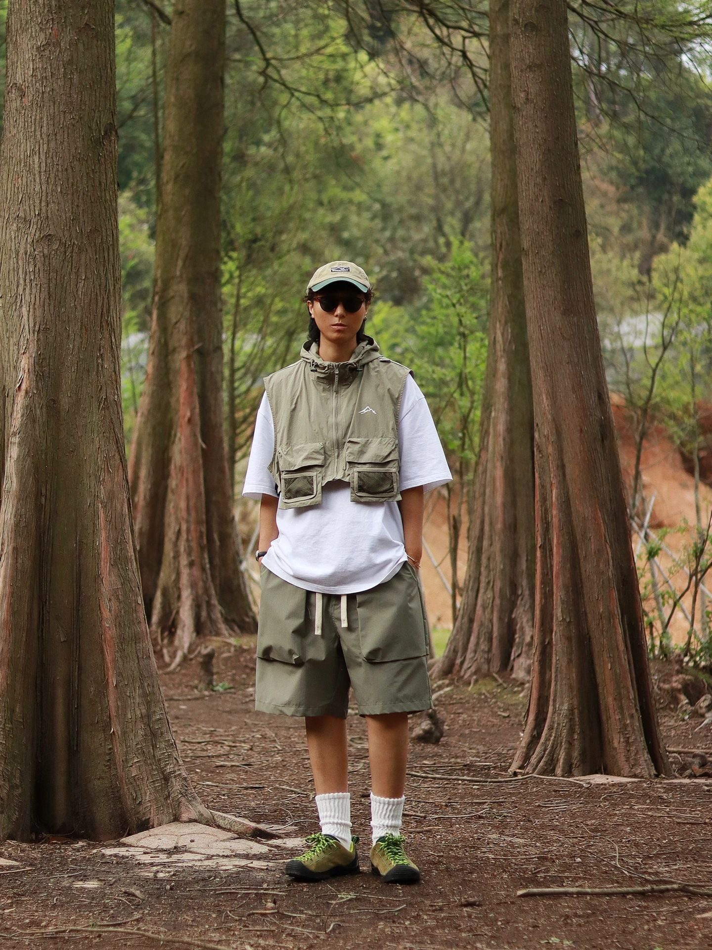 MOUNTAIN CITYBOY OVERALLS RETRO TACTICAL OUTDOOR FUNCTIONAL POCKETS HOODED SHOULDERS HALF-LENGTH SHORT ZIPPER VEST MEN