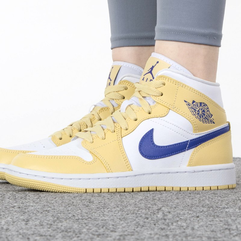 Nike耐克女鞋系带运动休闲鞋图片