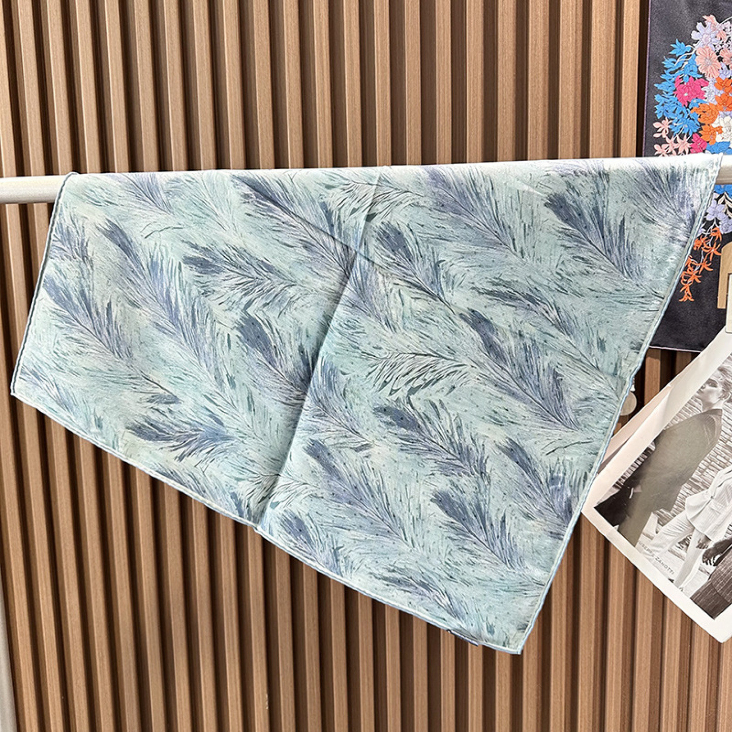 真丝双面提花方巾抹胸围巾披肩