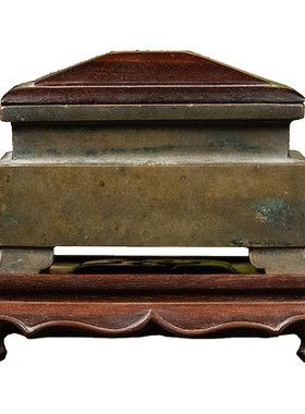 清代铜四足方炉（红木盖座）