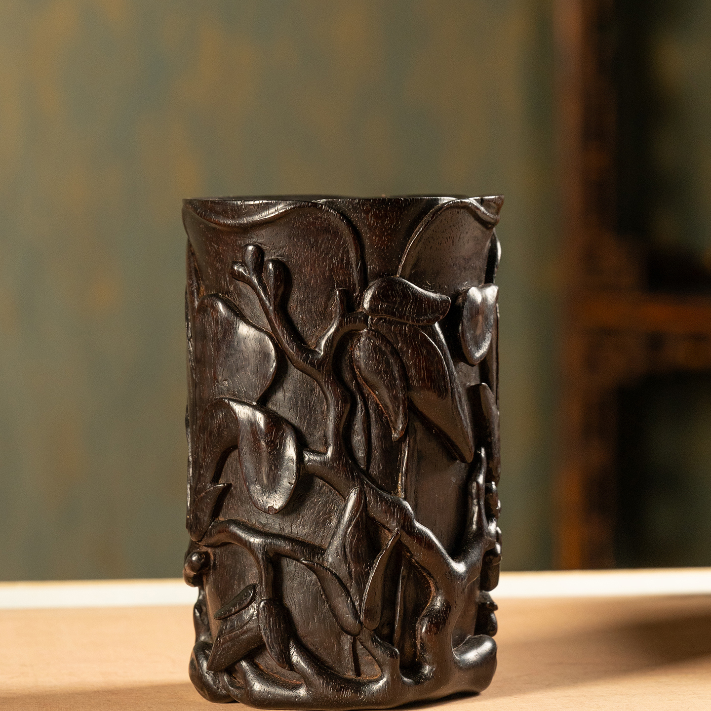 清代紫檀木雕玉兰花笔筒老物件古玩收藏中式装饰摆件小叶紫檀笔筒