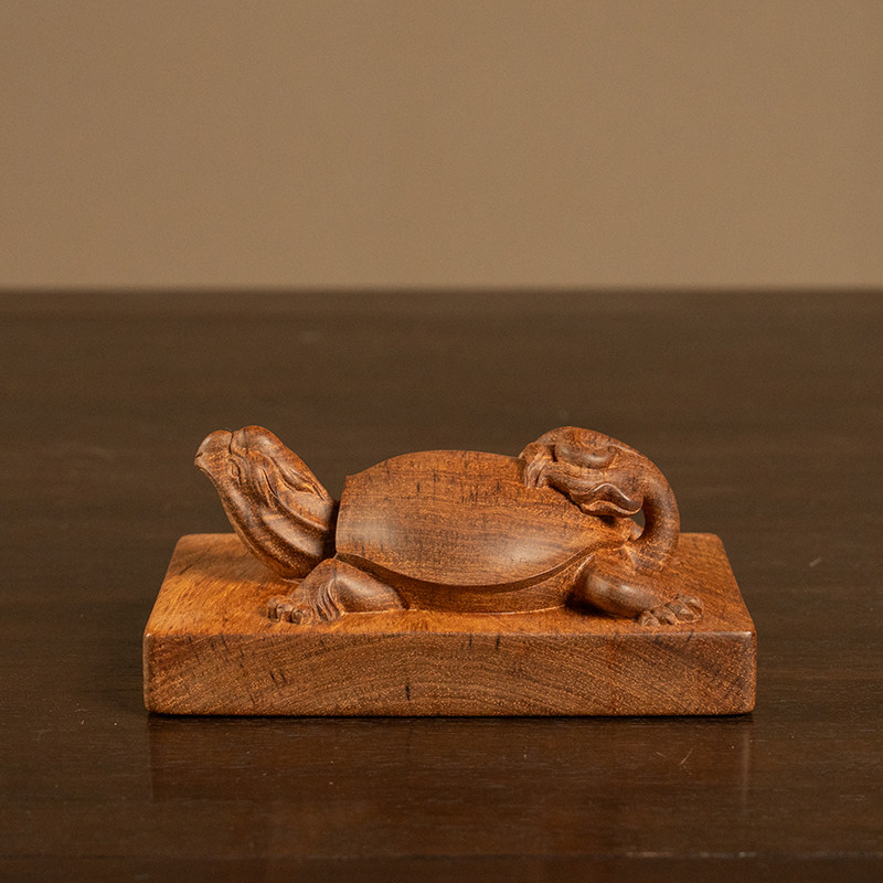 黄花梨龟钮镇纸文房用品书房桌面摆件臂搁海南黄花梨老料镇尺摆件